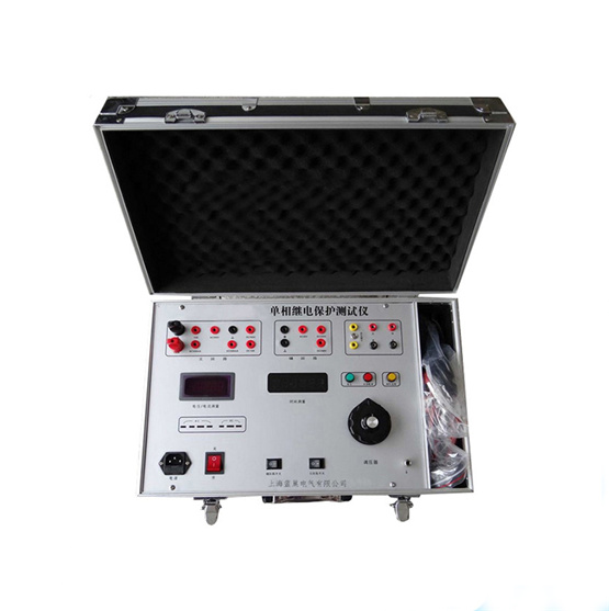 LCJB10C單相繼電保護校驗儀實現簡化操作的前提下，增加儀器的功能，能對各種常見的繼電器進行各項校驗且面板布置精巧，讓操作者操作簡便，一目了然，因而贏得了廣大用戶的一致好評。